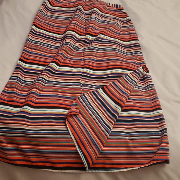 Olive and oak skirt - Picture 3 of 3